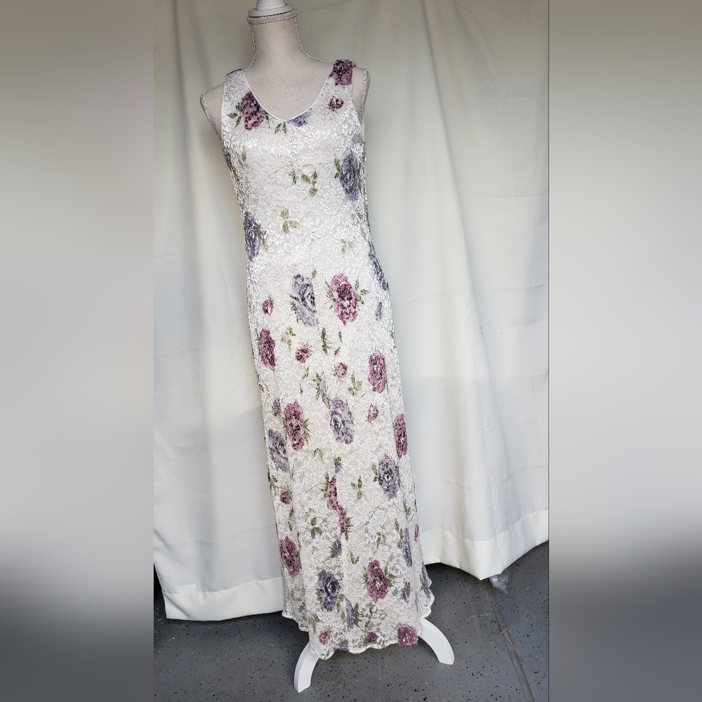 Floral Lace Sleeveless Maxi Dress Size 10